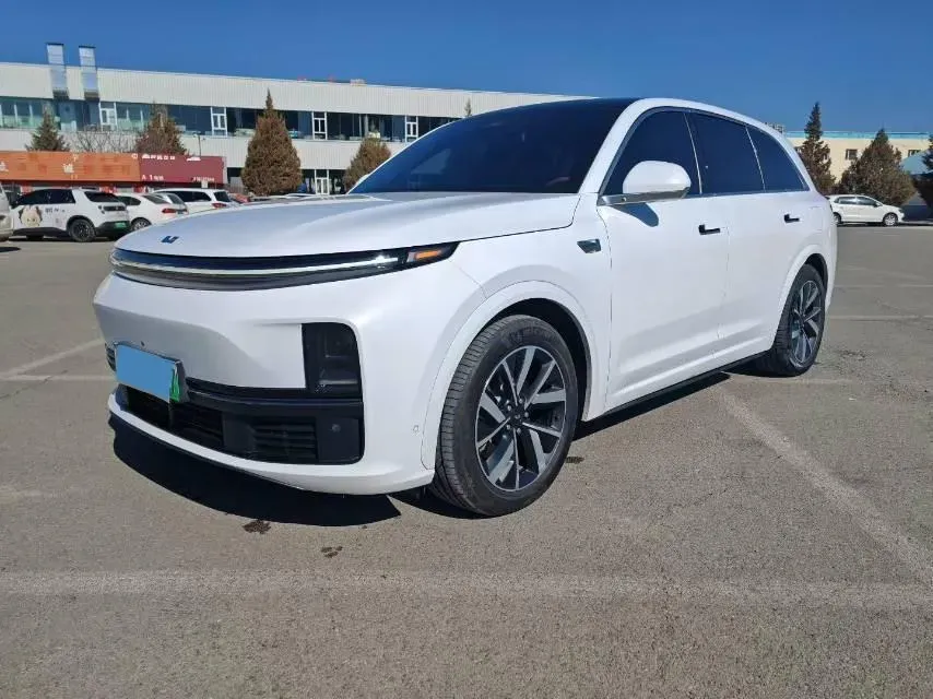 2023 Li L7 Range Extended 154HP REEV 40.9KWH,autocango,china used car exporter,china ev exporter,chinese used car exporter,chinese used ev exporter