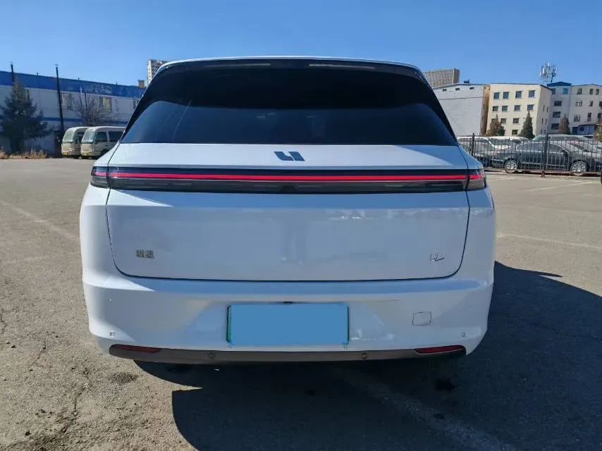 2023 Li L7 Range Extended 154HP REEV 40.9KWH,autocango,china used car exporter,china ev exporter,chinese used car exporter,chinese used ev exporter