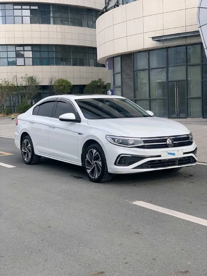 2024 Volkswagen Bora 1.5T 160HP L4 7DCT,autocango,china used car exporter,china ev exporter,chinese used car exporter,chinese used ev exporter