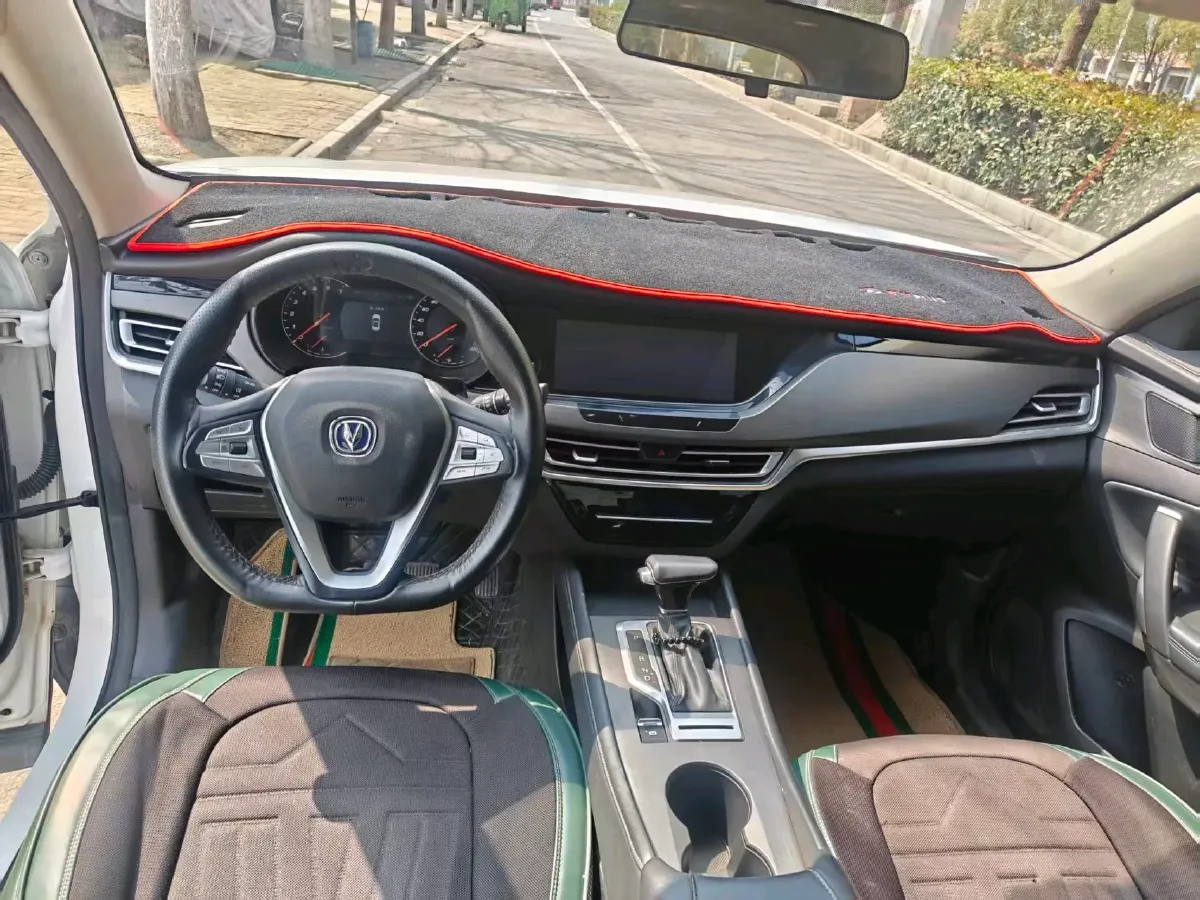 2019 ChangAn CS35 Plus 1.4T 158HP L4 7DCT,autocango,china used car exporter,china ev exporter,chinese used car exporter,chinese used ev exporter