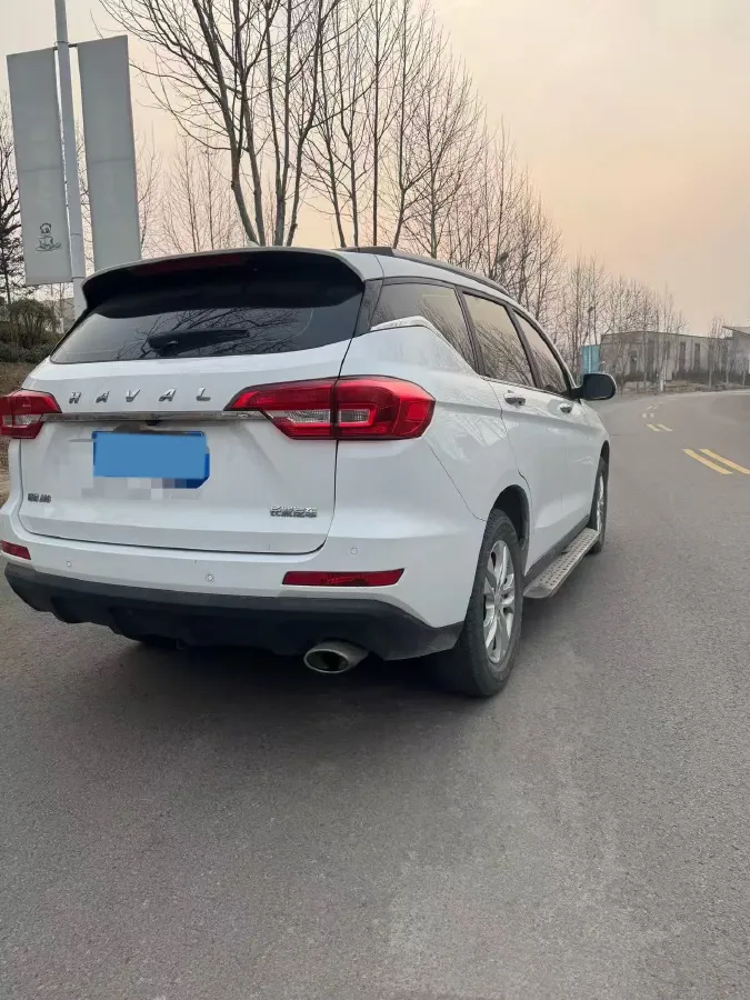 2021 Haval M6 1.5T 150HP L4 6MT,autocango,china used car exporter,china ev exporter,chinese used car exporter,chinese used ev exporter