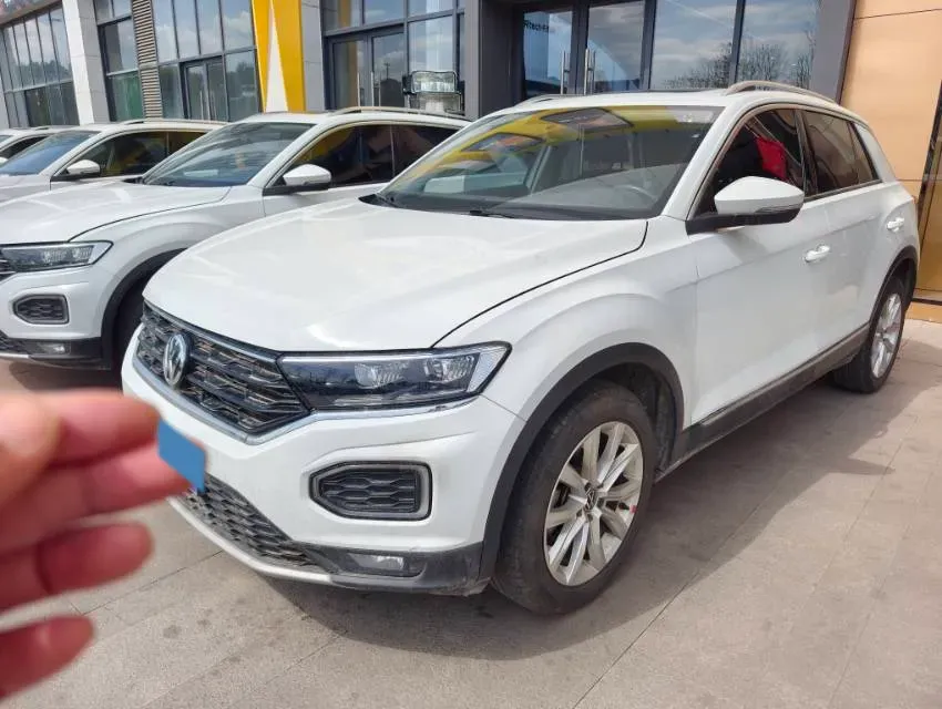 2022 Volkswagen T-Roc 1.4T 150HP L4 7DCT,autocango,china used car exporter,china ev exporter,chinese used car exporter,chinese used ev exporter