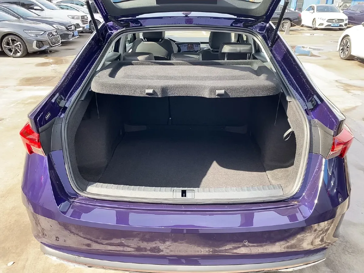 2021 Skoda Octavia 1.4T 150HP L4 7DCT,autocango,china used car exporter,china ev exporter,chinese used car exporter,chinese used ev exporter