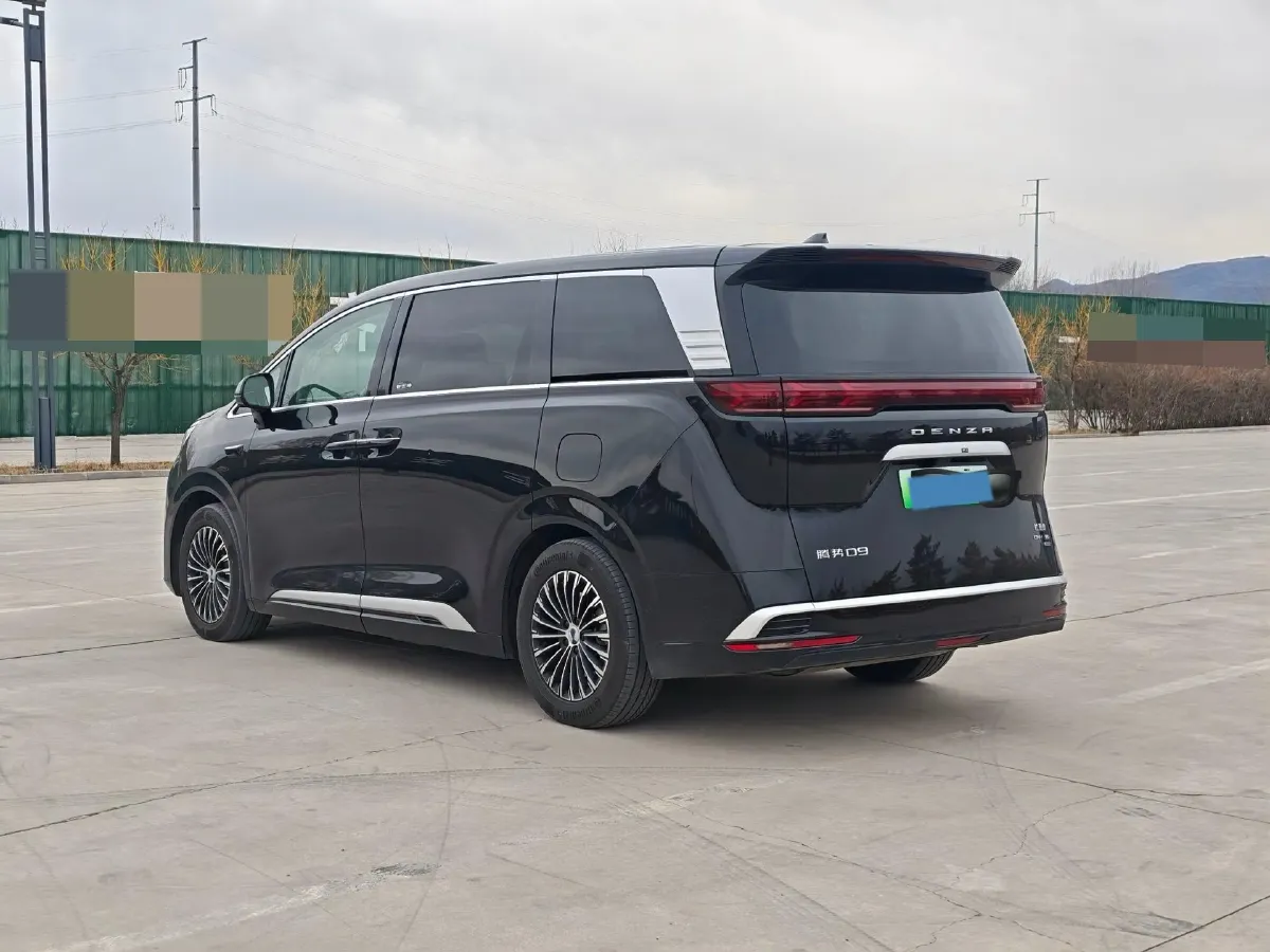 2025 Denza D9 1.5T 156HP L4 E-CVT PHEV 40KWH,autocango,china used car exporter,china ev exporter,chinese used car exporter,chinese used ev exporter