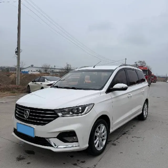 2018 BaoJun 360 1.5L 112HP L4 6MT,autocango,china used car exporter,china ev exporter,chinese used car exporter,chinese used ev exporter