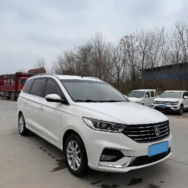 2018 BaoJun 360 1.5L 112HP L4 6MT,autocango,china used car exporter,china ev exporter,chinese used car exporter,chinese used ev exporter