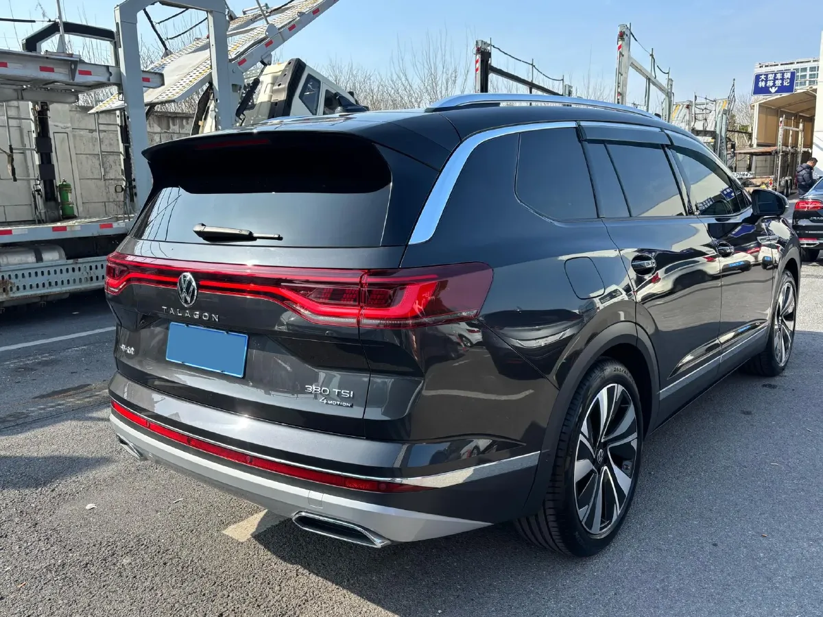 2023 Volkswagen Talagon 2.0T 220HP L4 7DCT,autocango,china used car exporter,china ev exporter,chinese used car exporter,chinese used ev exporter