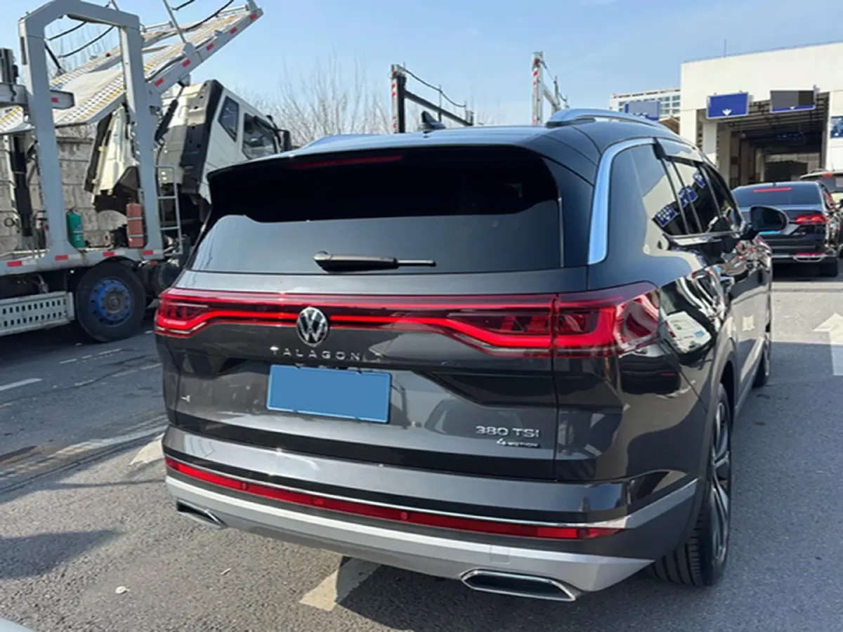 2023 Volkswagen Talagon 2.0T 220HP L4 7DCT,autocango,china used car exporter,china ev exporter,chinese used car exporter,chinese used ev exporter