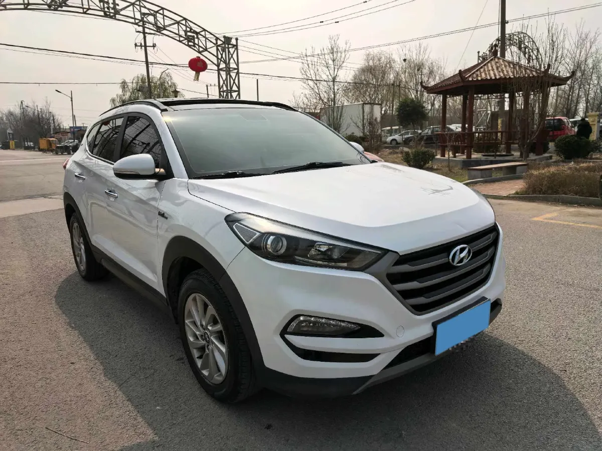 2015 Hyundai Tucson 1.6T 177HP L4 7DCT,autocango,china used car exporter,china ev exporter,chinese used car exporter,chinese used ev exporter