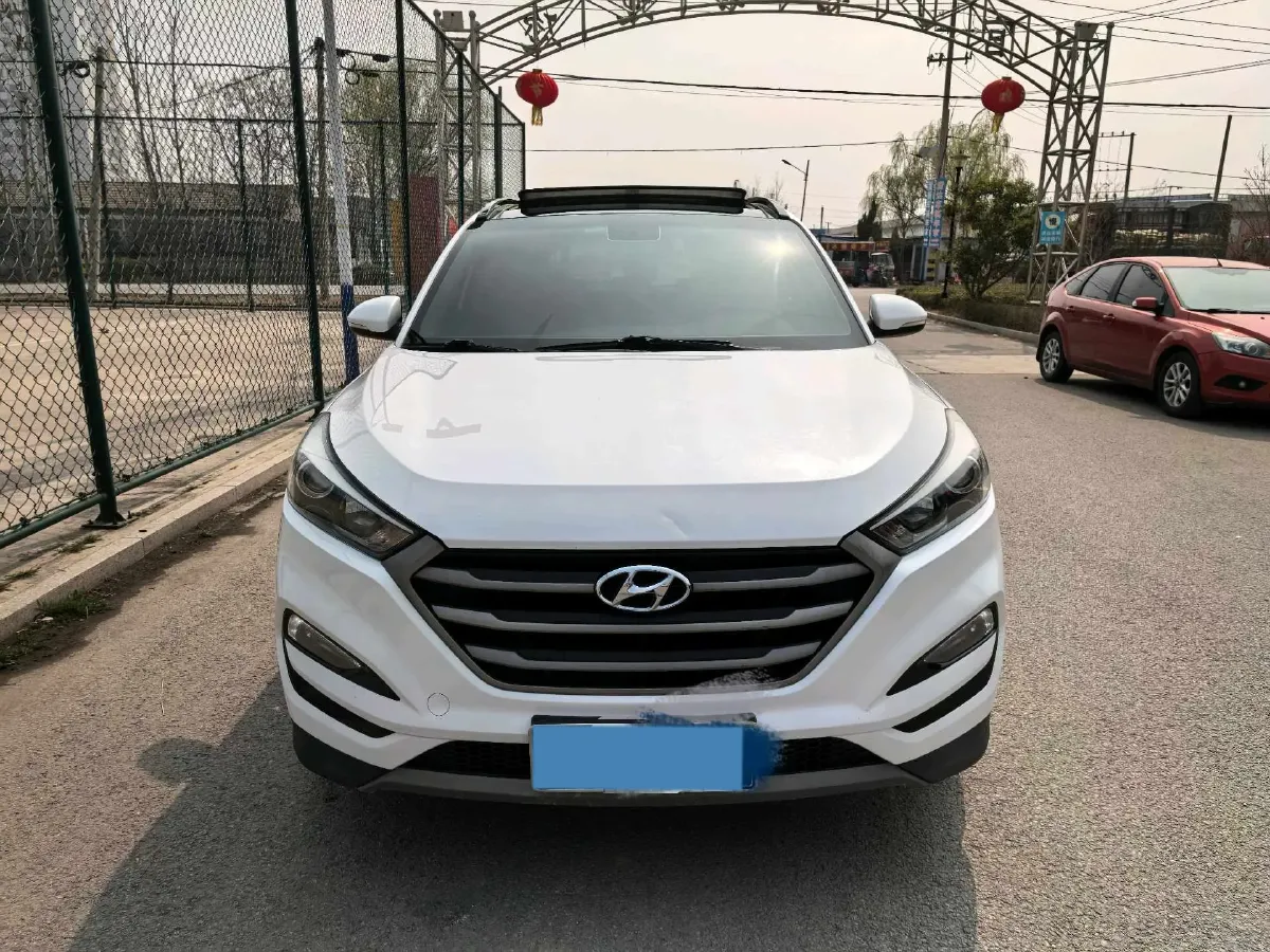 2015 Hyundai Tucson 1.6T 177HP L4 7DCT,autocango,china used car exporter,china ev exporter,chinese used car exporter,chinese used ev exporter