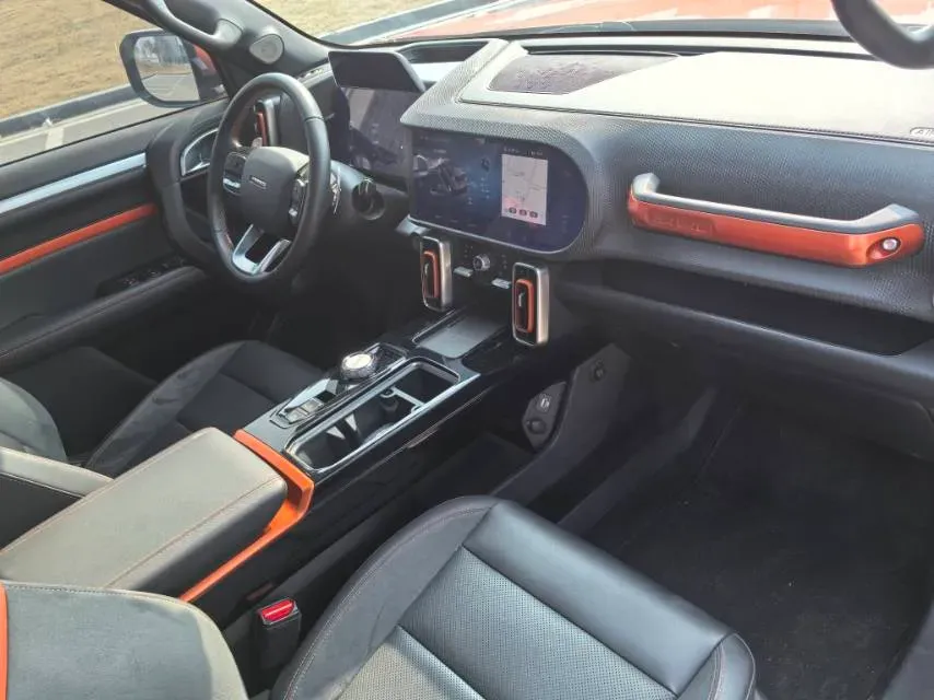 2021 Haval Dargo 2.0T 211HP L4 7DCT,autocango,china used car exporter,china ev exporter,chinese used car exporter,chinese used ev exporter