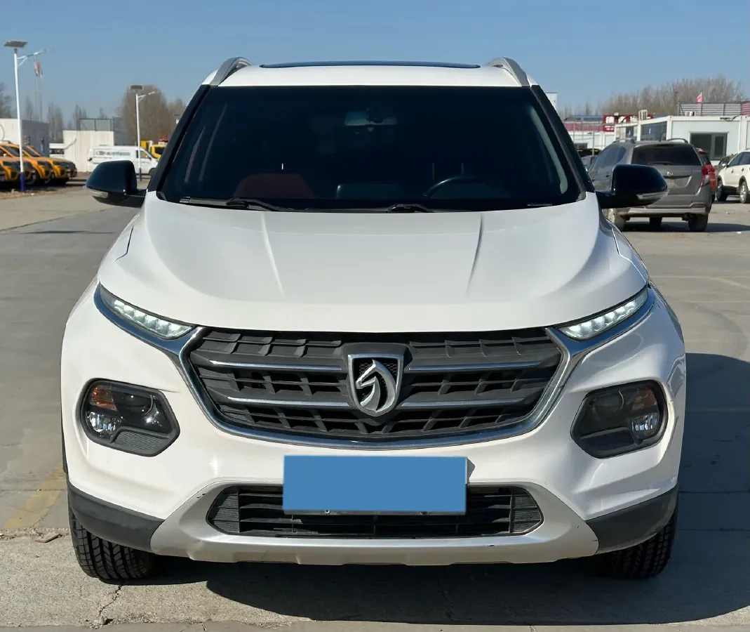2017 BaoJun 510 1.5L 112HP L4 6MT,autocango,china used car exporter,china ev exporter,chinese used car exporter,chinese used ev exporter