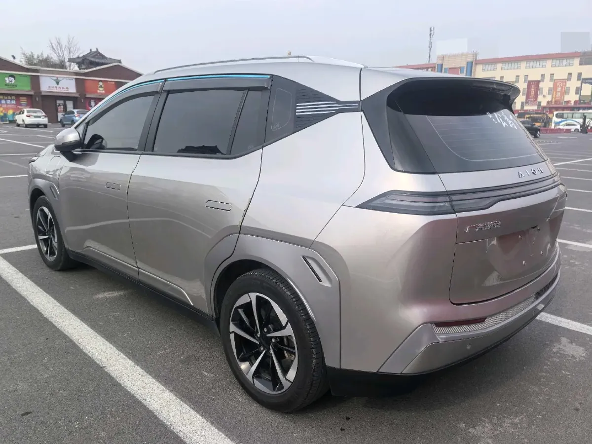 2024 Leapmotor C11 1.5L 95HP L4 REEV 43.74KWH,autocango,china used car exporter,china ev exporter,chinese used car exporter,chinese used ev exporter