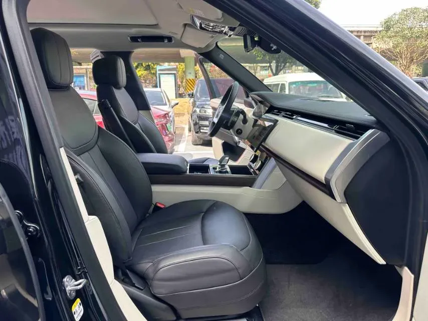 2024 Land Rover Range Rover 3.0T 400HP L6 8AT,autocango,china used car exporter,china ev exporter,chinese used car exporter,chinese used ev exporter