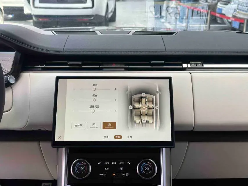 2024 Land Rover Range Rover 3.0T 400HP L6 8AT,autocango,china used car exporter,china ev exporter,chinese used car exporter,chinese used ev exporter