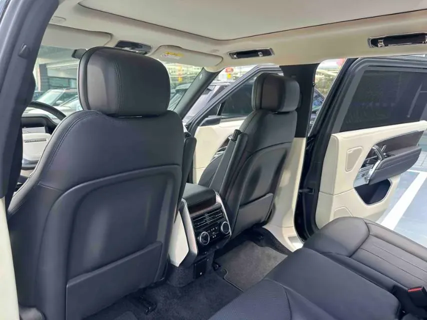 2024 Land Rover Range Rover 3.0T 400HP L6 8AT,autocango,china used car exporter,china ev exporter,chinese used car exporter,chinese used ev exporter