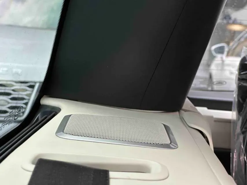 2024 Land Rover Range Rover 3.0T 400HP L6 8AT,autocango,china used car exporter,china ev exporter,chinese used car exporter,chinese used ev exporter