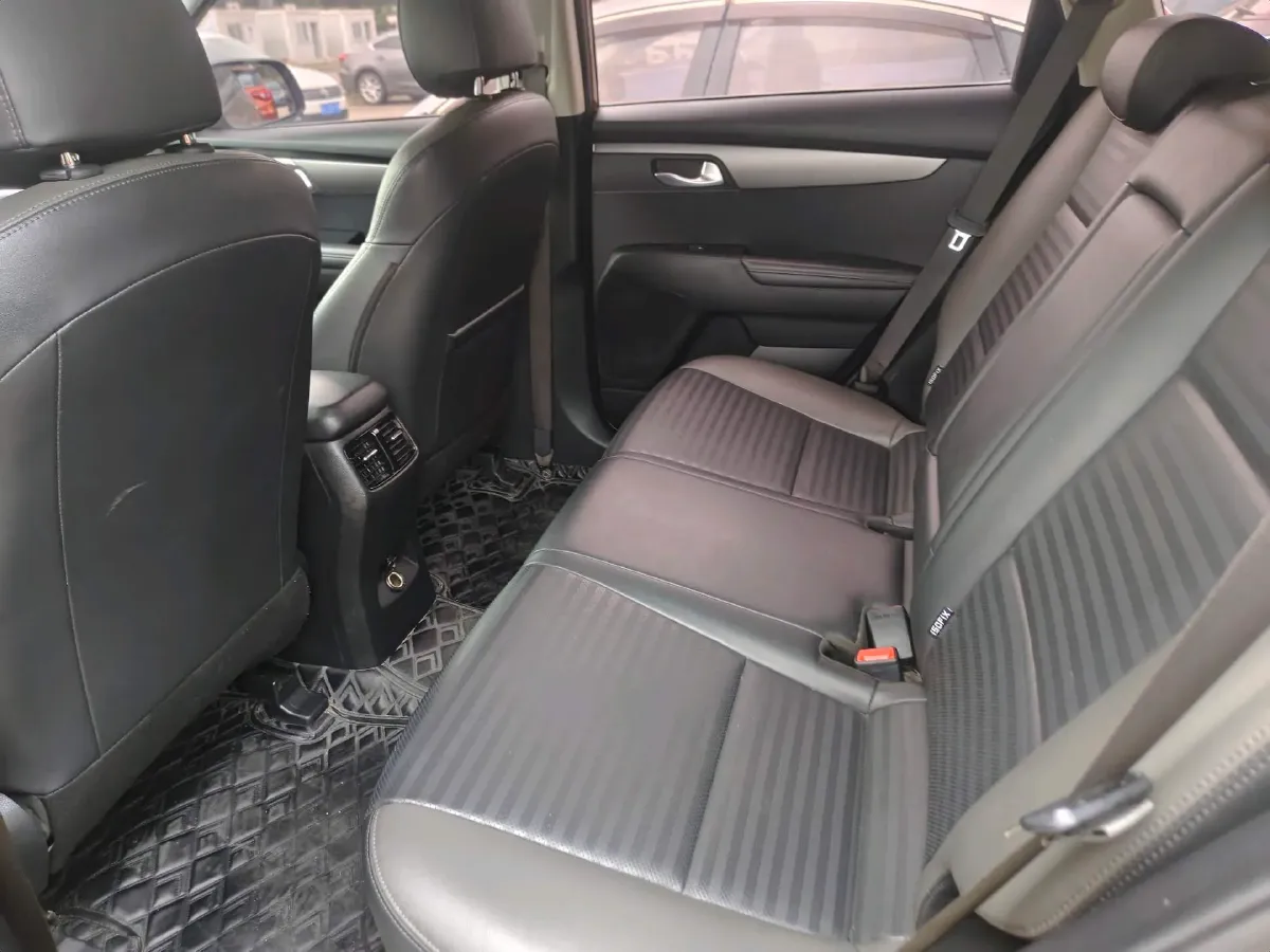 2018 Kia Sportage R 2.0L 160HP L4 6AT,autocango,china used car exporter,china ev exporter,chinese used car exporter,chinese used ev exporter