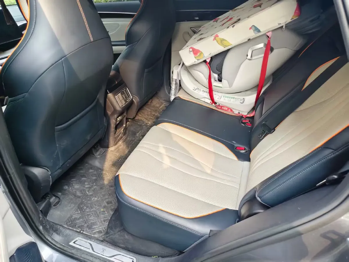 2021 Geely JiaJi 1.5T 177HP L3 7DCT PHEV 11.3KWH,autocango,china used car exporter,china ev exporter,chinese used car exporter,chinese used ev exporter