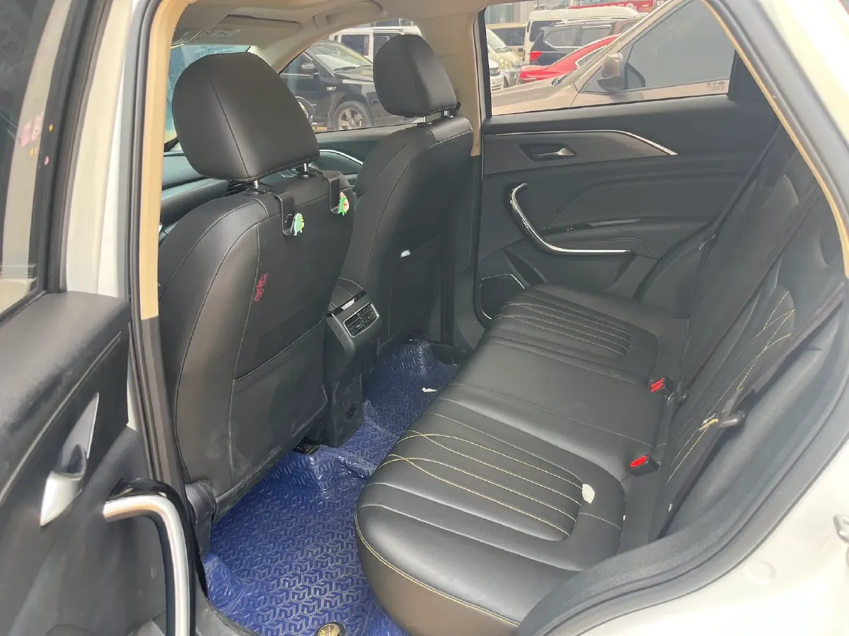 2021 Bestune T77 1.5T 169HP L4 7DCT,autocango,china used car exporter,china ev exporter,chinese used car exporter,chinese used ev exporter