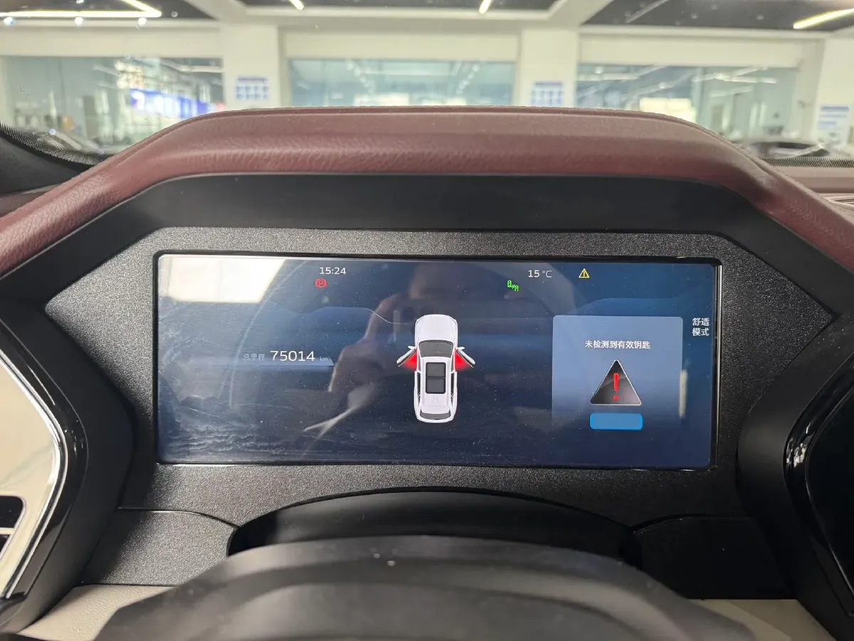 2021 Geely Monjaro 2.0T 218HP L4 7DCT,autocango,china used car exporter,china ev exporter,chinese used car exporter,chinese used ev exporter