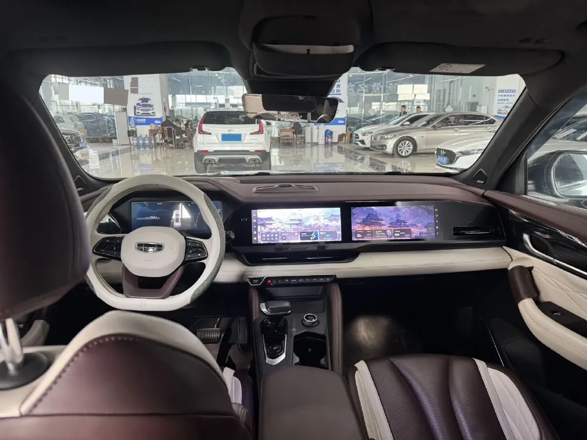 2021 Geely Monjaro 2.0T 218HP L4 7DCT,autocango,china used car exporter,china ev exporter,chinese used car exporter,chinese used ev exporter