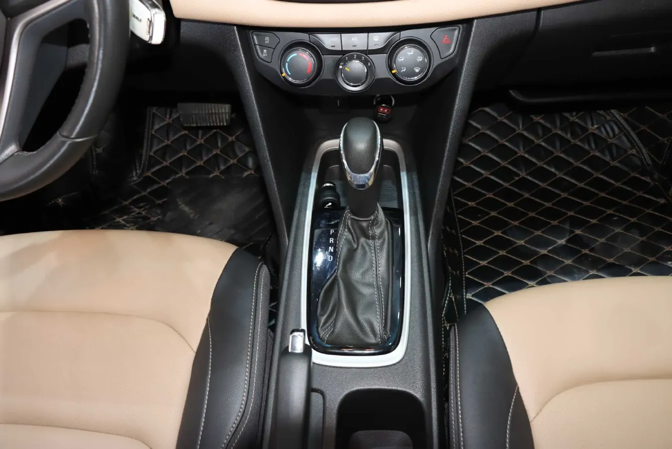 2022 Chevrolet Monza 1.5L 113HP L4 6AT,autocango,china used car exporter,china ev exporter,chinese used car exporter,chinese used ev exporter