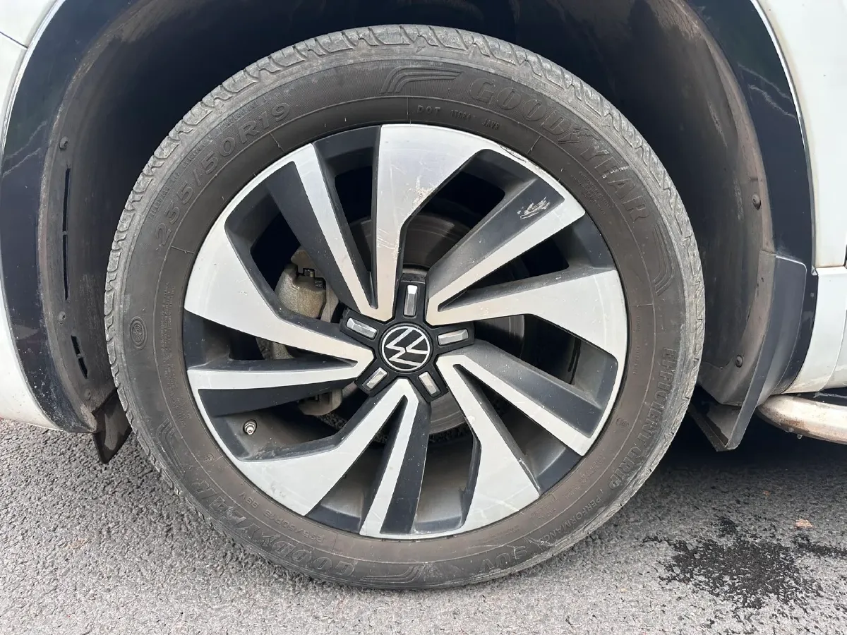 2023 Volkswagen Tayron X 2.0T 186HP L4 7DCT,autocango,china used car exporter,china ev exporter,chinese used car exporter,chinese used ev exporter