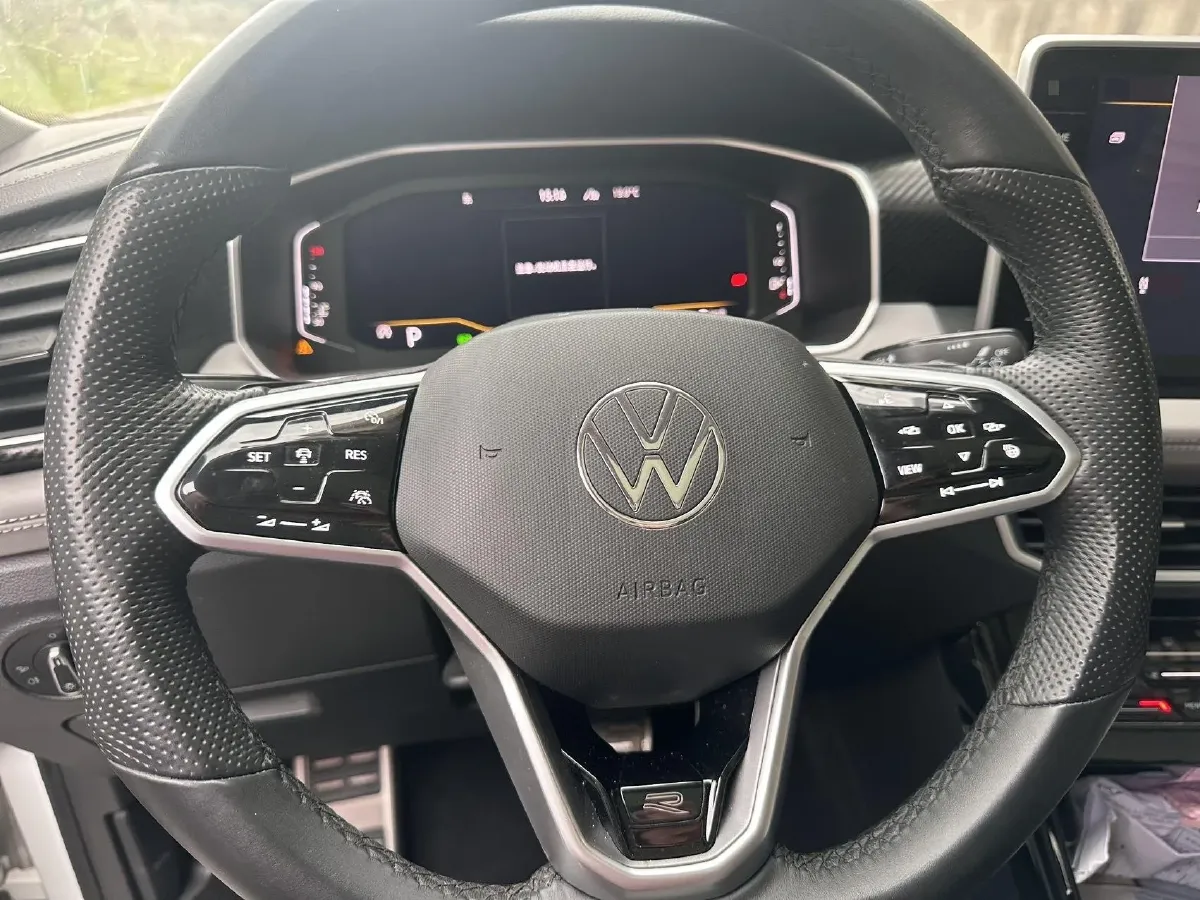 2023 Volkswagen Tayron X 2.0T 186HP L4 7DCT,autocango,china used car exporter,china ev exporter,chinese used car exporter,chinese used ev exporter