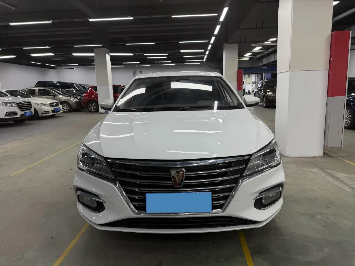 2020 Roewe i5 1.5L 120HP L4 CVT,autocango,china used car exporter,china ev exporter,chinese used car exporter,chinese used ev exporter