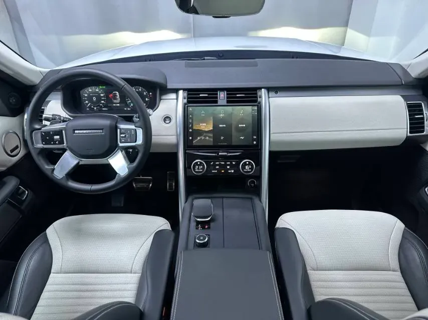 2021 Land Rover Discovery 3.0T 360HP L6 8AT,autocango,china used car exporter,china ev exporter,chinese used car exporter,chinese used ev exporter