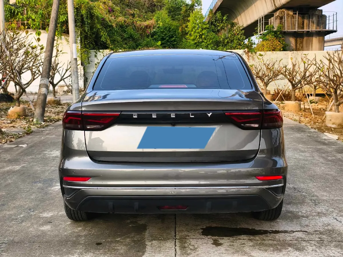 2022 Geely Emgrand 1.5L 114HP L4 CVT,autocango,china used car exporter,china ev exporter,chinese used car exporter,chinese used ev exporter