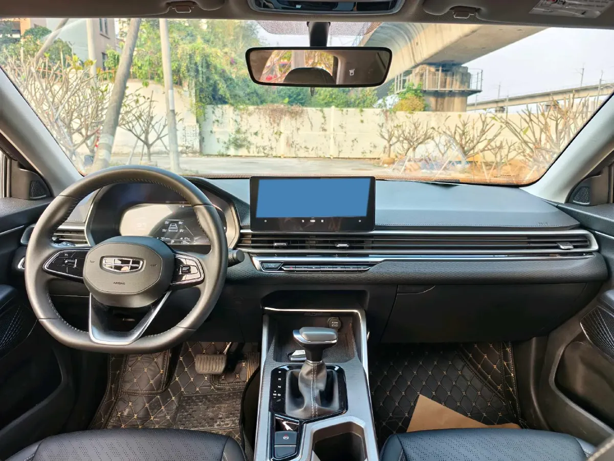 2022 Geely Emgrand 1.5L 114HP L4 CVT,autocango,china used car exporter,china ev exporter,chinese used car exporter,chinese used ev exporter