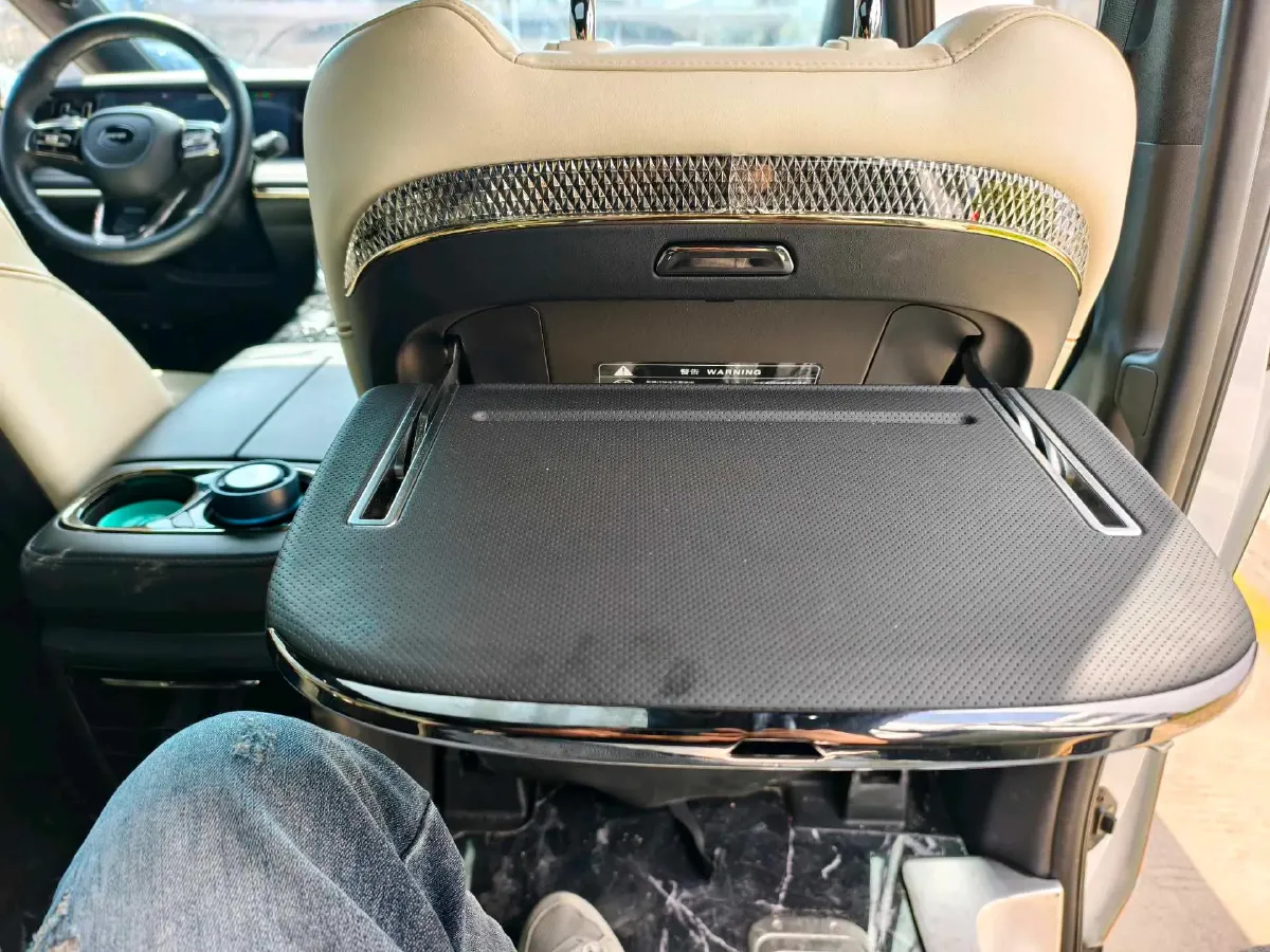 2023 GAC Trumpchi M8 2.0T 190HP L4 E-CVT Hybrid,autocango,china used car exporter,china ev exporter,chinese used car exporter,chinese used ev exporter