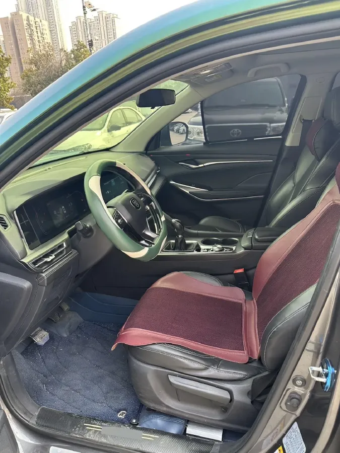 2020 ChangAn CS75 Plus 1.5T 178HP L4 6MT,autocango,china used car exporter,china ev exporter,chinese used car exporter,chinese used ev exporter