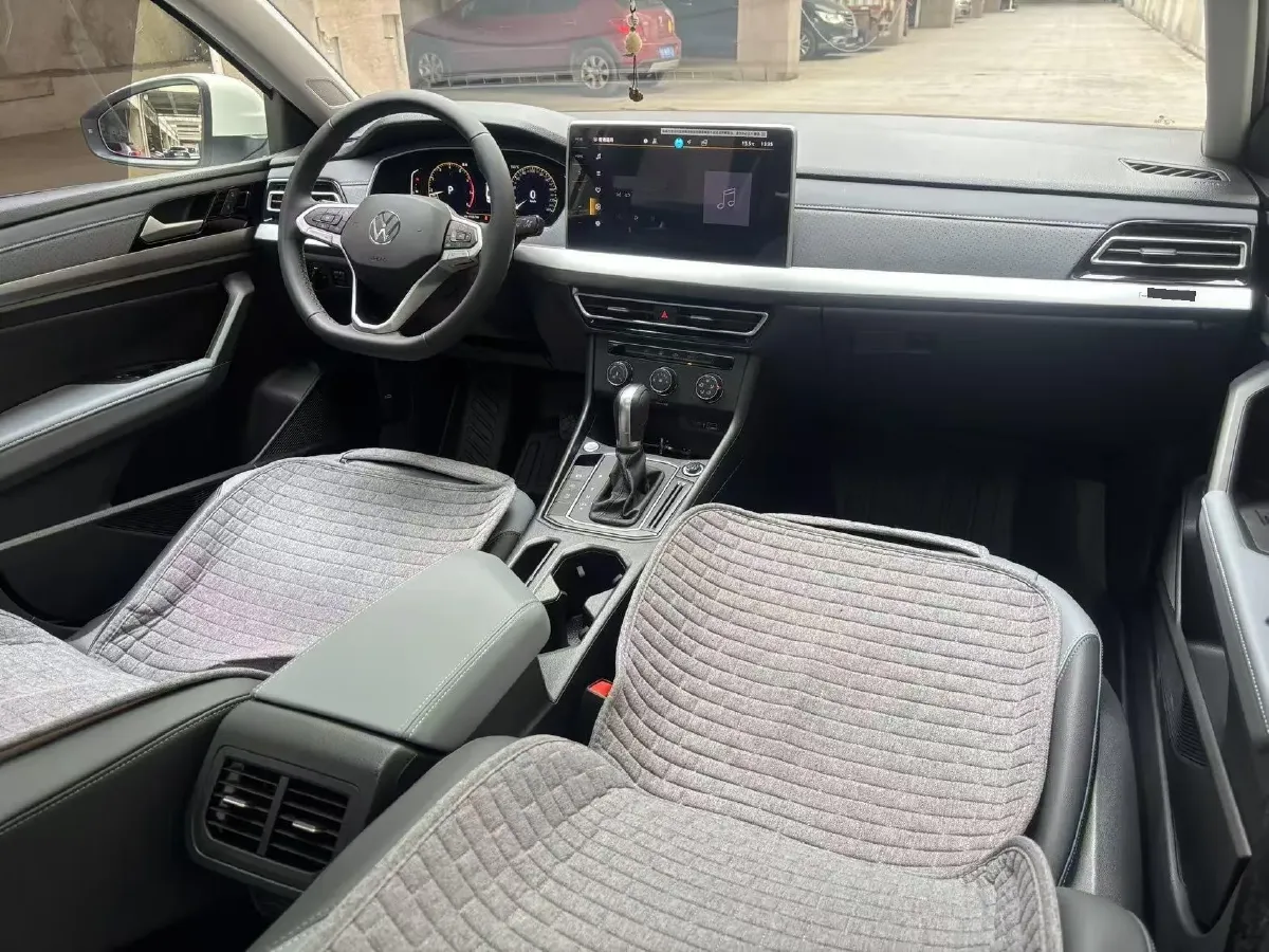 2024 Volkswagen Lavida 1.5L 110HP L4 6AT,autocango,china used car exporter,china ev exporter,chinese used car exporter,chinese used ev exporter