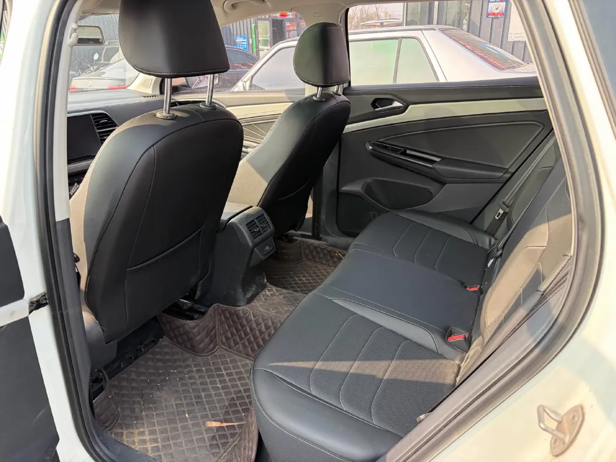 2022 Jetta VS7 1.4T 150HP L4 6AT,autocango,china used car exporter,china ev exporter,chinese used car exporter,chinese used ev exporter