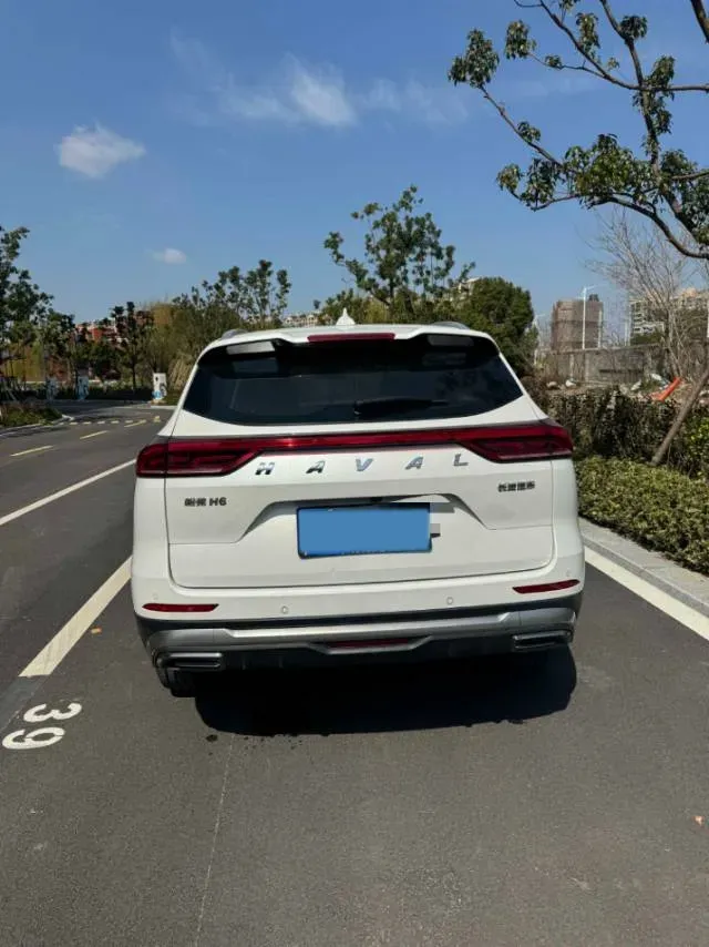 2023 Haval H6 1.5T 150HP L4 7DCT,autocango,china used car exporter,china ev exporter,chinese used car exporter,chinese used ev exporter