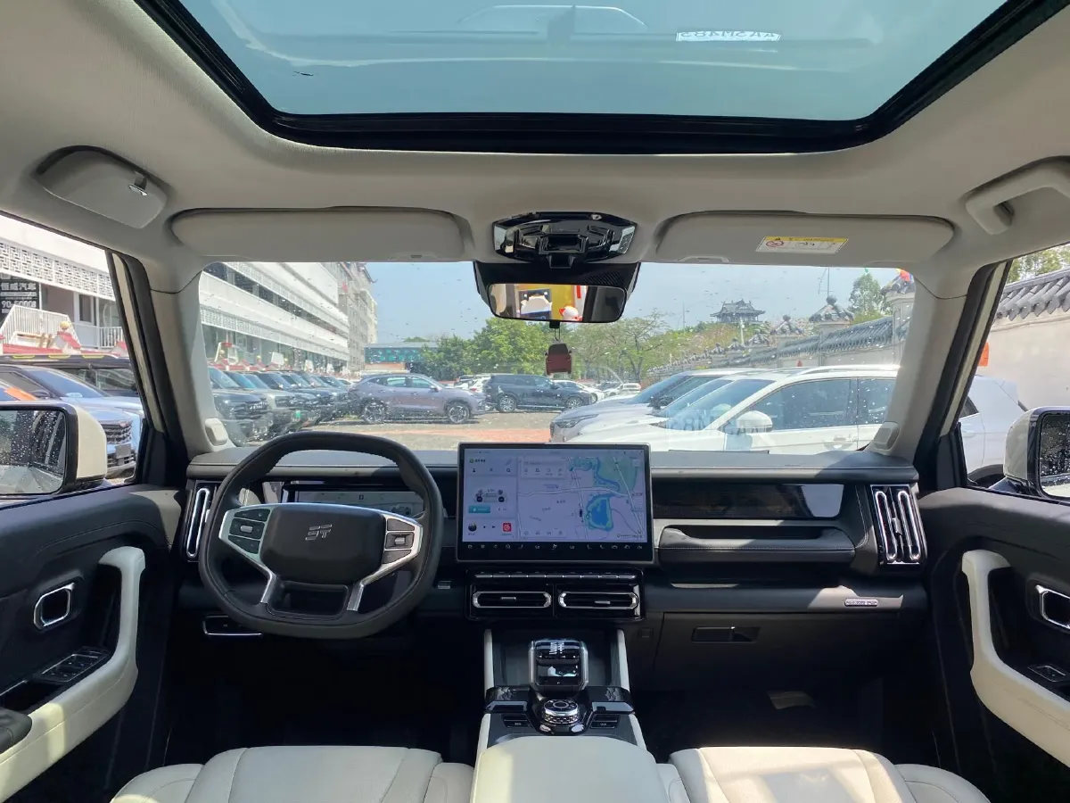 2025 MAXUS XinTu V70 2.0T 150HP L4 9AT,autocango,china used car exporter,china ev exporter,chinese used car exporter,chinese used ev exporter