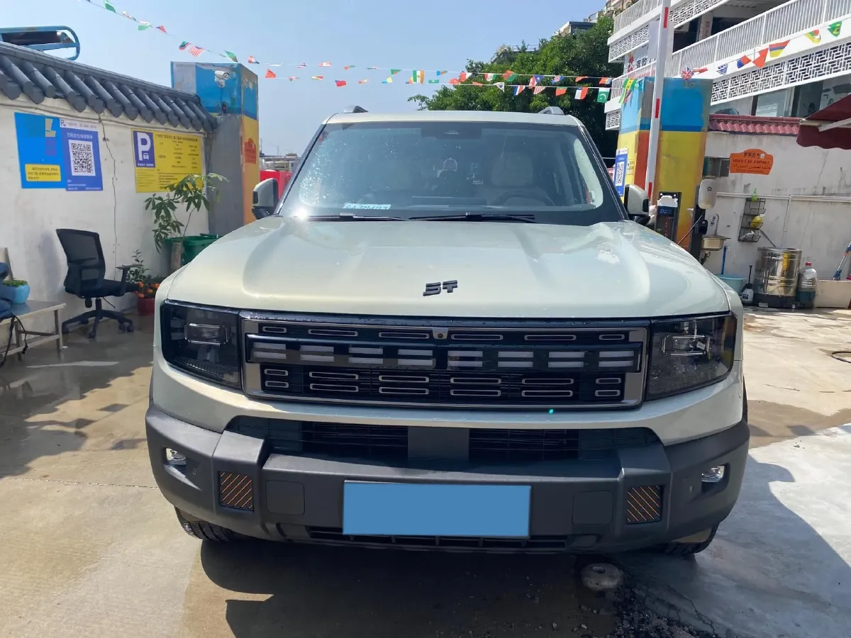 2025 MAXUS XinTu V70 2.0T 150HP L4 9AT,autocango,china used car exporter,china ev exporter,chinese used car exporter,chinese used ev exporter