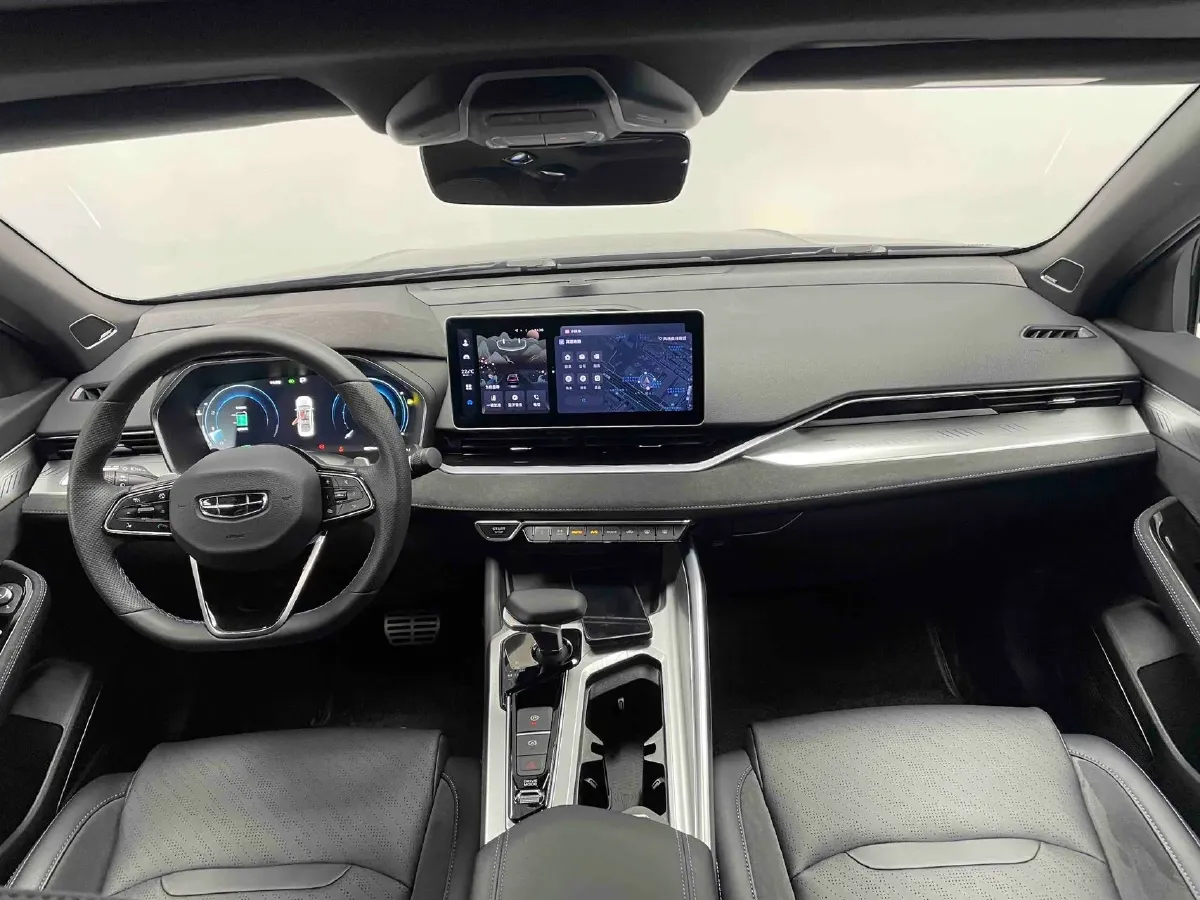 2024 Geely Preface 2.0T 190HP L4 7DCT,autocango,china used car exporter,china ev exporter,chinese used car exporter,chinese used ev exporter