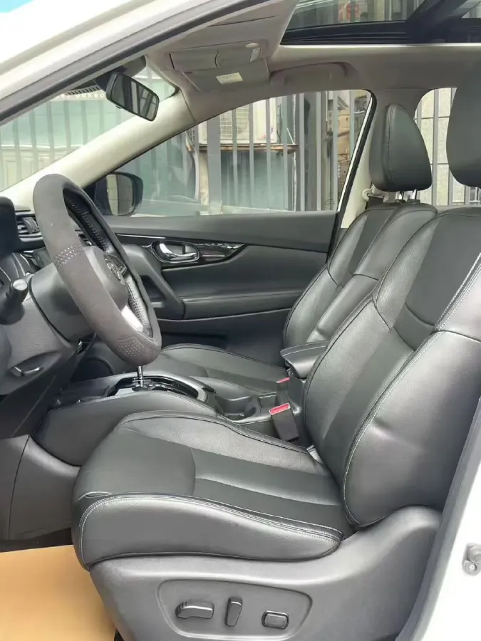 2020 Nissan X-Trail 2.0L 154HP L4 CVT,autocango,china used car exporter,china ev exporter,chinese used car exporter,chinese used ev exporter