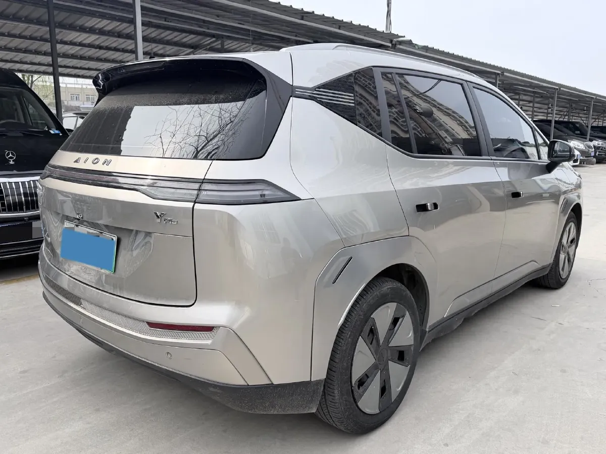 2024 Leapmotor C11 1.5L 95HP L4 REEV 43.74KWH,autocango,china used car exporter,china ev exporter,chinese used car exporter,chinese used ev exporter