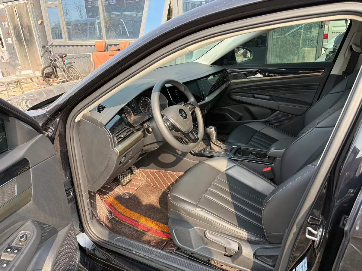 2021 Volkswagen Passat 1.4T 150HP L4 7DCT,autocango,china used car exporter,china ev exporter,chinese used car exporter,chinese used ev exporter