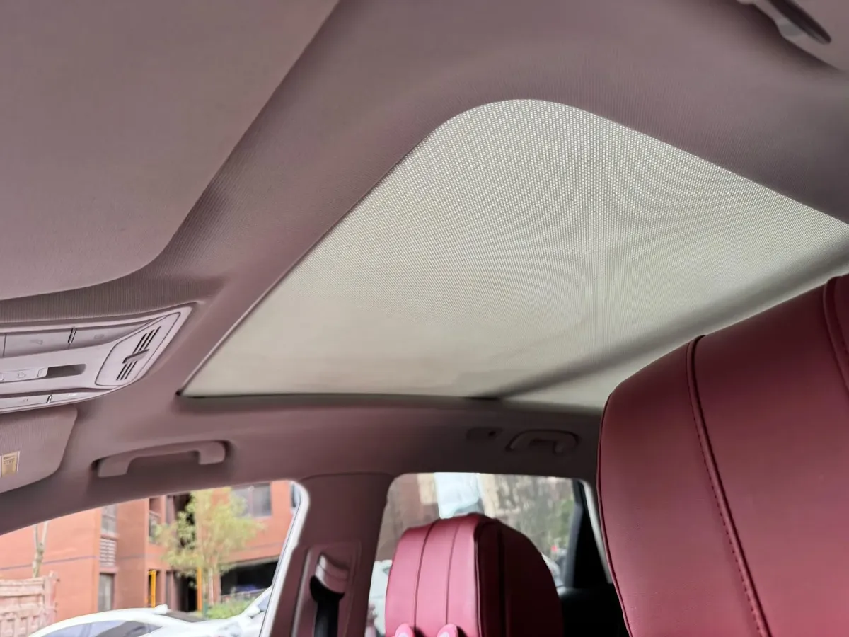 2022 HongQi HS5 2.0T 224HP L4 6AT,autocango,china used car exporter,china ev exporter,chinese used car exporter,chinese used ev exporter