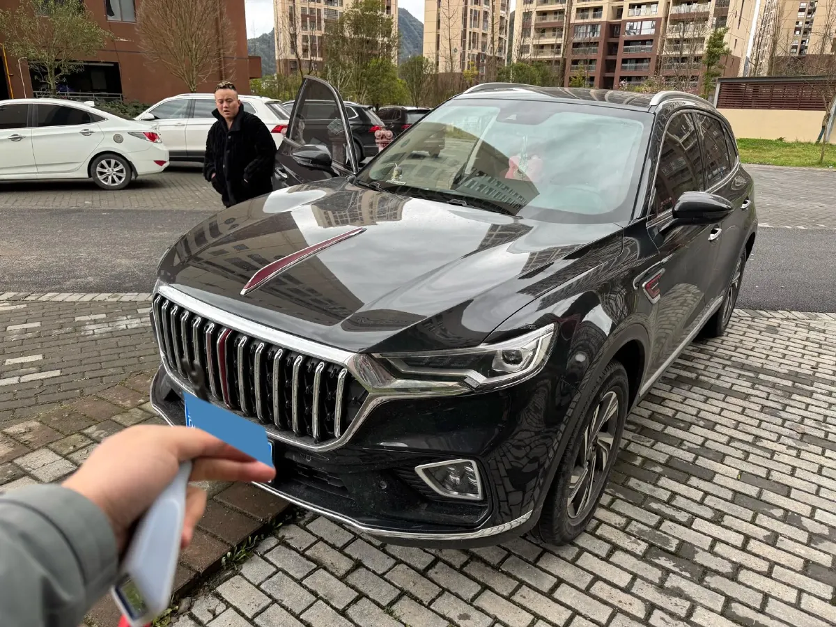 2022 HongQi HS5 2.0T 224HP L4 6AT,autocango,china used car exporter,china ev exporter,chinese used car exporter,chinese used ev exporter