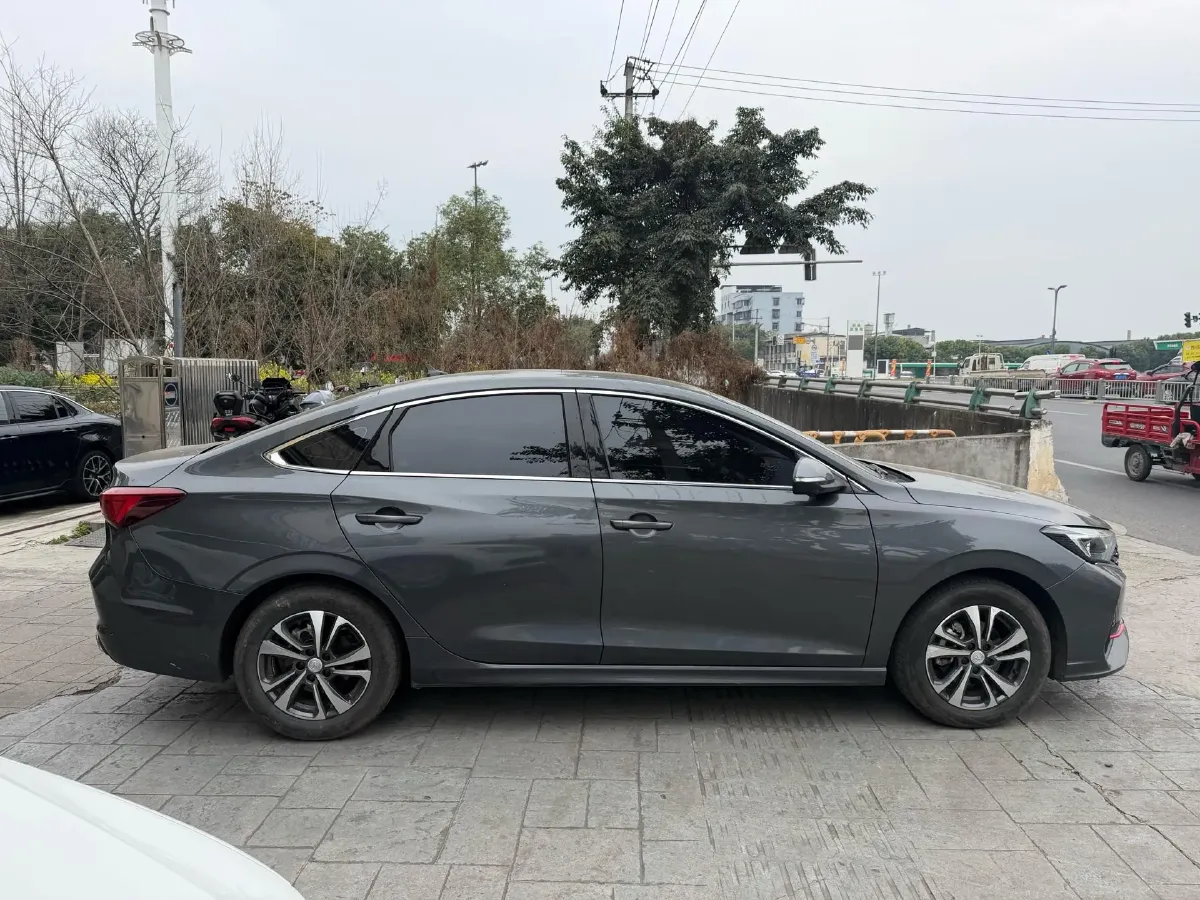 2022 ChangAn Eado 1.4T 160HP L4 7DCT,autocango,china used car exporter,china ev exporter,chinese used car exporter,chinese used ev exporter