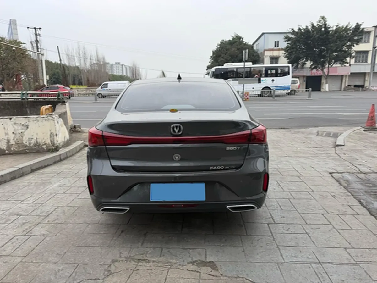 2022 ChangAn Eado 1.4T 160HP L4 7DCT,autocango,china used car exporter,china ev exporter,chinese used car exporter,chinese used ev exporter