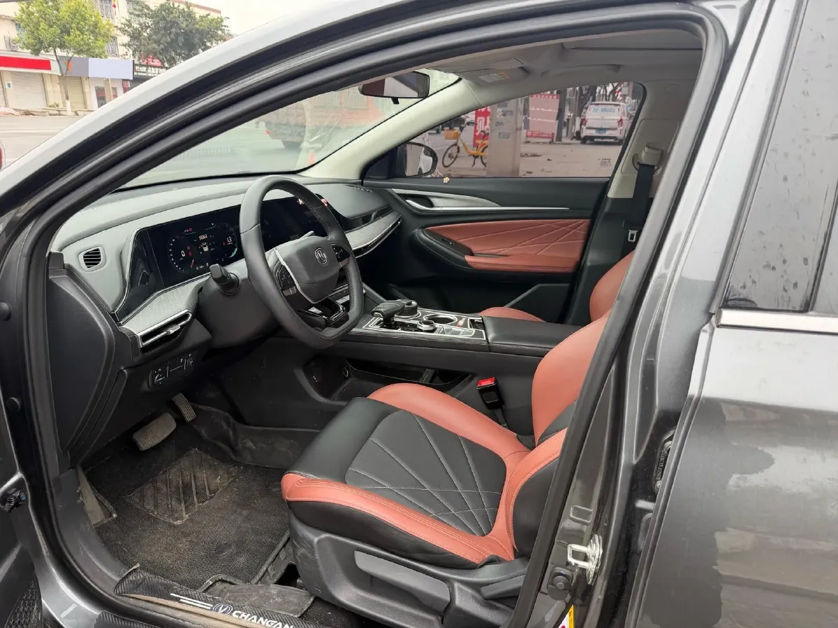 2022 ChangAn Eado 1.4T 160HP L4 7DCT,autocango,china used car exporter,china ev exporter,chinese used car exporter,chinese used ev exporter