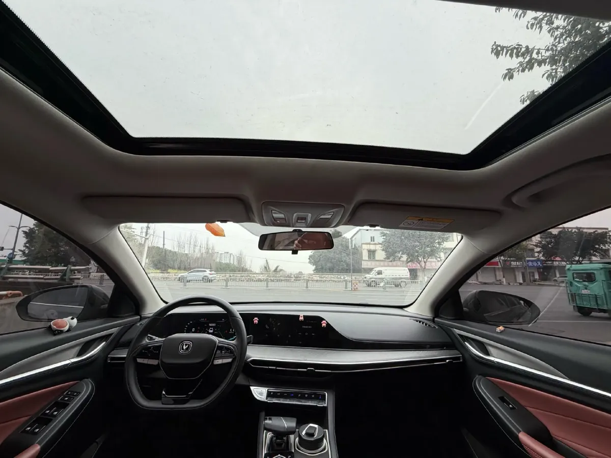 2022 ChangAn Eado 1.4T 160HP L4 7DCT,autocango,china used car exporter,china ev exporter,chinese used car exporter,chinese used ev exporter